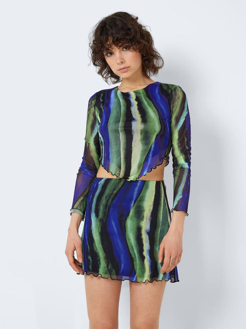 Noisy May: Wave Print Mesh Top