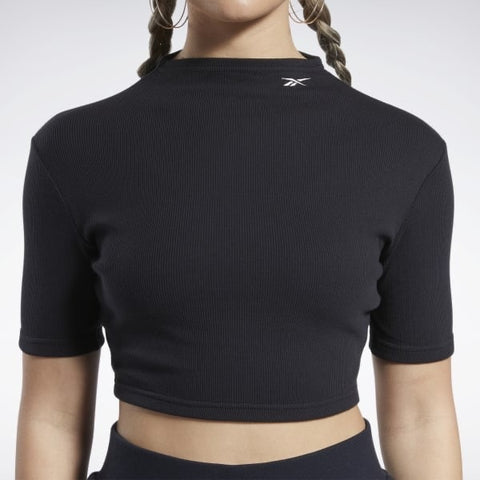 Reebok: SS Rib Mock Neck Crop Top