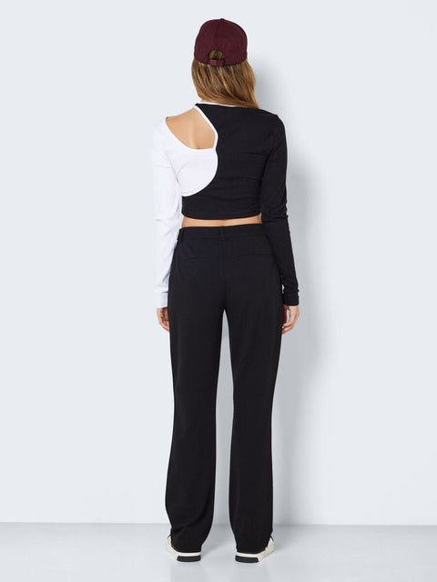Noisy May : L/S Cutout Top