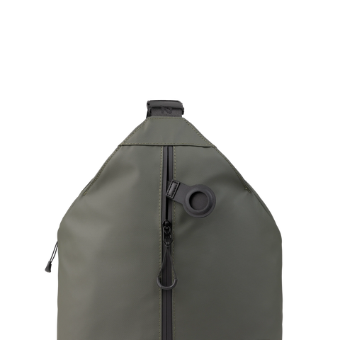Edition22 : Signature Sling Bag