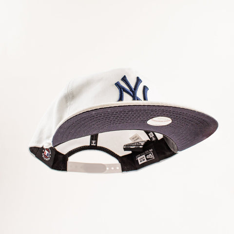New Era : Golfer NY Yankees Navy Undervisor Cap