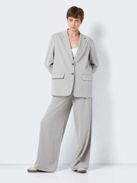 Noisy May : L/S Oversize Pinstripes Blazer